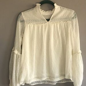 💫GREAT DEAL💫Cute Cream Blouse!